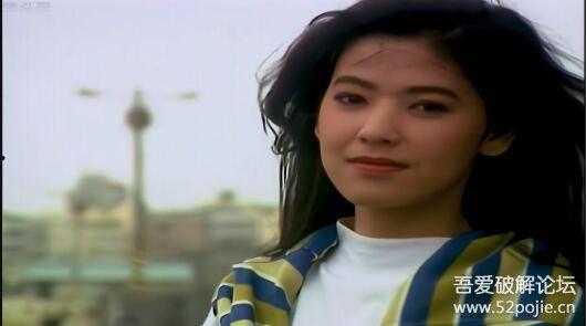 国产情侣强推视频播放,浪漫瞬间，甜蜜瞬间，尽在这一刻