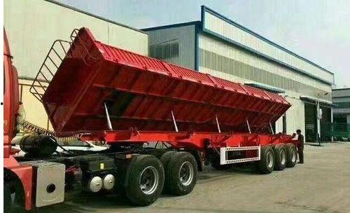 国产半挂车拉货视频,高效运输，见证中国制造魅力